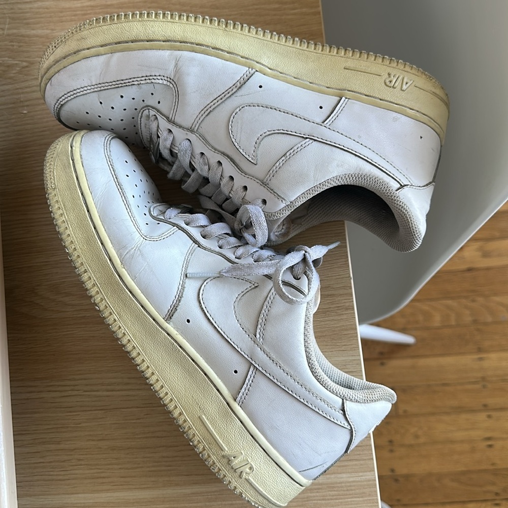 SALE Nike Air Force 1 White & Yellow AF1 Air Forces Womens Size 9 Men Size 7.5